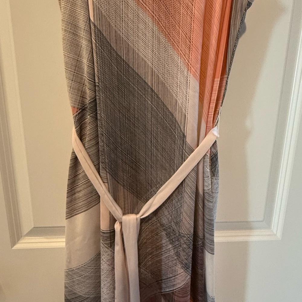 Apt. 9 Women's Satin Shark-Bite Shift Dress Plaid Pink Gray Size M Belted Lined - Picture 3 of 9
